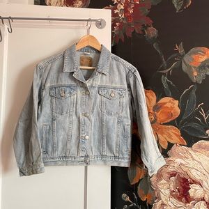 NWOT 90s Reissue GAP Denim Jacket